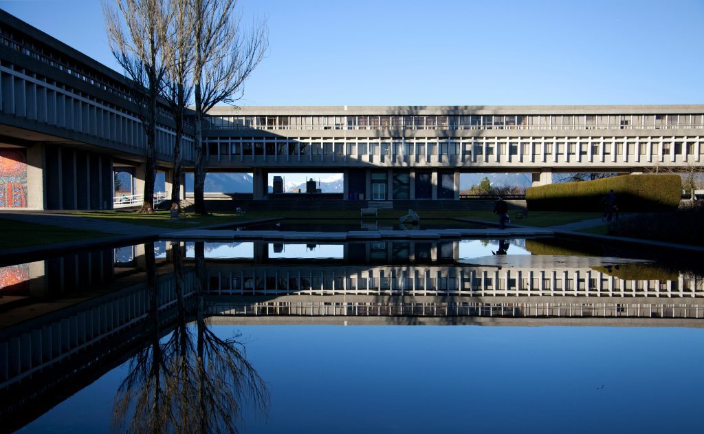 Simon Fraser University (SFU)